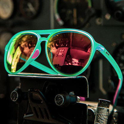 goodr Mach G -Kitty Hawkers' Ray Blockers