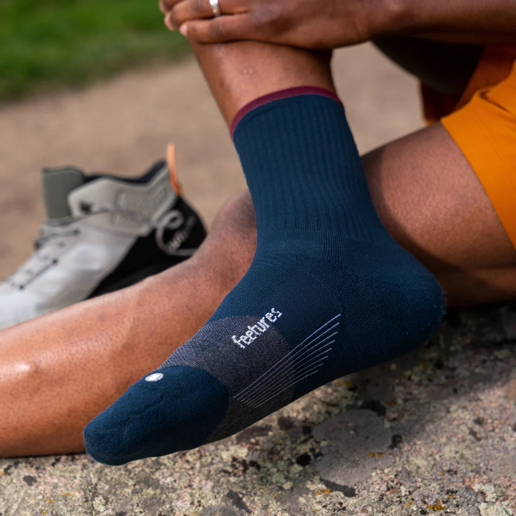 Feetures Trail Max Cushion Mini-Crew - Ignite