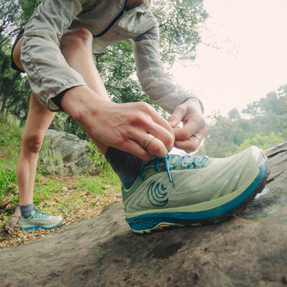 SALE - Topo Athletic PURSUIT 2 Women's Trail Running Shoes