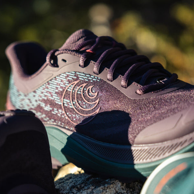 Topo Athletic ULTRAVENTURE 4 - Women's Trail Running Shoes