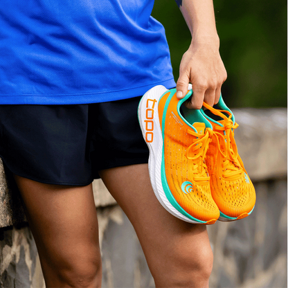 SALE - Topo Athletic SPECTER Womens Road Running Shoes